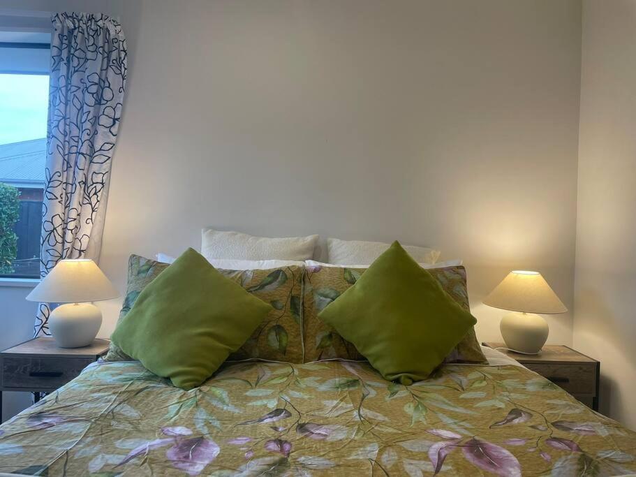Spacious 4 Bed Family Home Christchurch Exteriér fotografie
